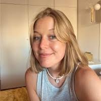 100+ "Lula Lula" profiles