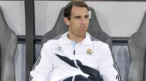 Christoph metzelder statistics played in schalke 04. Metzelder Set On Return Eurosport