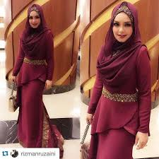 سيتي نورهاليزا بنت تارودين ; Siti Nurhaliza On Twitter Repost Rizmanruzaini With Repostapp Ctdk Wearing A Custom Deep Marron Dress With A Songket Touch Rizmanru Http T Co Z5cdfekyky