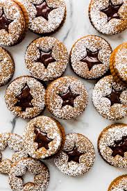 Chocolate Gingerbread Sandwich Cookies Combine Gingerbread Cookies And Rich Chocolate Ganache Th Gingerbread Sandwich Cookies Sandwich Cookies Festive Cookies