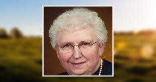 Lori Herold's Instagram, Twitter & Facebook