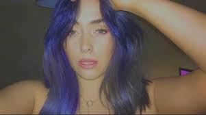 Woman staged armed robbery with scissors at Stirling tailor shop