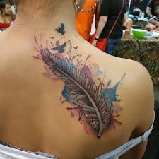Watercolor feather tattoos feathers represent freedom, honor, and power and they are also used to symbolize fragility and the beauty that lays in the small details. Ta2bubba Watercolor Feather Watercolors Watercolortattoo Feathertattoo