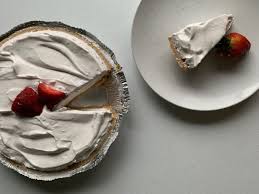 Hubby S Favorite Yogurt Pie 4 Hats And Frugal