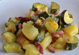 Poelee De Courgette Et Pomme De Terre Aux Lardons Ww Plat Et Recette Recettes De Cuisine Recette Poelee De Courgettes