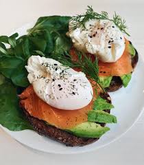 Demotivateur Food On Instagram Retour Aux Bases Toasts Avocat Saumon Fume Et œuf Poche Credits Aliments Faibles En Calories Alimentation Nourriture