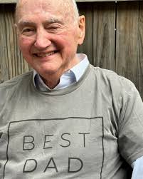 Free Flow” (55x75) in a bedroom setting. 🎨 This piece was primarily  created during a live session of the @art2life_world video podcast. In this  episode, Nick Wilton and I dive deep into