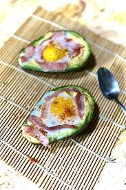 Avocat Chaud A L Oeuf Recette En 2020 Recette Avocat Chaud Recettes De Cuisine Recettes Pour Diabetiques
