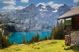 Zwitserland is een zeer gastvrij land, waar bovendien een hoop te beleven valt. Vakantie Naar Zwitserland De Mooiste Hotels En Appartementen Beste Reisdeal Van De Dag