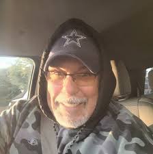 Can hair jigs be used for walleyes in the Detroit River like in Lake Erie?