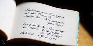 Berbeza dengan pantun yang mengandungi baris pembayang dan baris maksud, kesluruhan baris syair ialah suatu kesinambungan. 33 Contoh Syair Pendidikan Agama Persahabatan Cinta Beserta Maknanya Bukubiruku