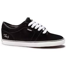 While you can quantify her stable of wins that netted her a guinness world records, it's leticia's imprint and attitude that have been key in transforming women's skateboarding. Leticia Bufoni Osiris Shoes Walk In My Shoes Osiris Shoes Nice Shoes