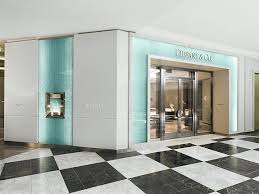 Shop in store and get the beauty greens gift free with any $65 purchase. Jewelry Store In Paramus Garden State Plaza Tiffany Co