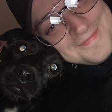 Kevin Throop's Instagram, Twitter & Facebook