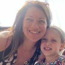 Tracey Crawley's Instagram, Twitter & Facebook