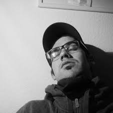 Stream Geri White music