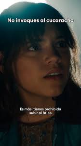 La última mesa de esta Divina Comida tiene la combinación perfecta de  humor, glamour y hasta unx anfitrión extra para levantar el evento.  Turbulence y Burrita Burrona, Kika Edgar, Paco Zea y