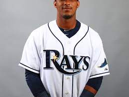 Some wander franco cards can go for a few dollars while the 2019 bowman chrome wander franco superfractor autograph sold somewhere between $60,000 and $100,000 according to people close to the sale. Finding Wander Franco Draysbay