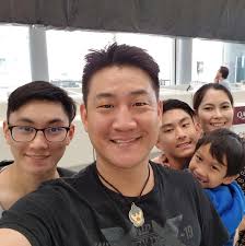 Evolution of gestures and phrases in different generations