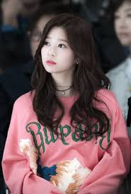 몬스타엑스, 아이즈원, 악동뮤지션, 트레저, 우즈. ì•„ì´ì¦ˆì› ë¯¼ì£¼ ë„¤ëª¨íŒ