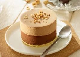 Croquant Aux Noisettes Mousse Chocolat Pralinee Et Chocolat Noir Absolu Recette En 2020 Dessert De Paques Facile Mousse Au Chocolat Recette Dessert Chocolat