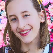 Lily Rowell's Instagram, Twitter & Facebook