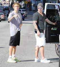 His dad, jeremy bieber, left to start a family with another woman. Justin Bieber Was A Proud Groomsman At Father S Wedding People Com