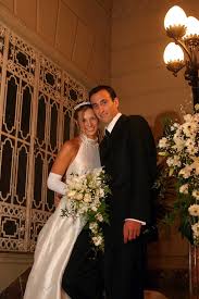 En las últimas horas se conoció que el periodista mauro viale quedó aislado preventivamente después de que uno de sus productores haya dado positivo de coronavirus. La Historia De Amor De Manu Ginobili Y Marianela Un Flechazo A Primera Vista