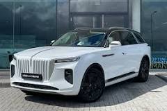 Hongqi E-HS9 - Versions et prix | Hedin