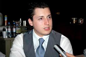 Es director de finanzas y disrupción. La Fundacion Colosio Explota El Nombre De Mi Padre Donaldo Colosio