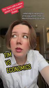 Tim’s wealthy upbringing and Steph’s poor one- and the very different types  of parental neglect they faced- are integral to them and getting rid of  that in n52 temporarily was a bad move. #dccomics ...