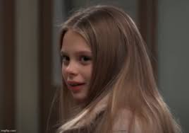 SCARLETT FERNANDEZ 8/4/2009