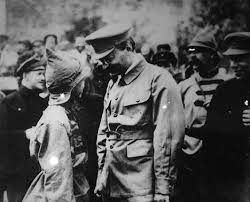 Clausewitz y el marxismo revolucionario : Socialismo o Barbarie