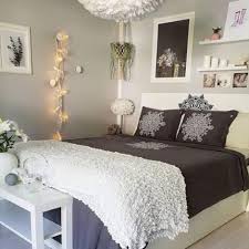 L'ambiance cocooning est également à l'honneur. Amenager Sa Chambre De 13m Dans Un Style Cocooning Nos Astuces