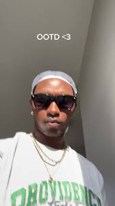 Daniel Brickhouse (@brickhoouseee)