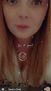 Bobbie Manion's Instagram, Twitter & Facebook