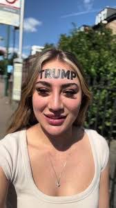 Jeanette Casanova's Instagram, Twitter & Facebook