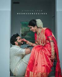 1 325 Likes 10 Comments Wedmood Wedmoodweddings On Indian Wedding Photography Couples Indian Wedding Photography Poses Indian Wedding Couple Photography