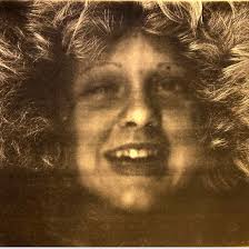 On this day in 1977, the Toronto Blue Jays played their first-ever game.  The game against the Chicago White Sox was played in front of 44,469 fans  at Exhibition Stadium in Toronto.