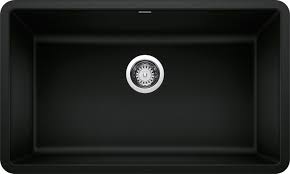 This 30.5 l x 17 w undermount kitchen sink with basket strainer adds a stylish touch that's perfect for the modern kitchen, with streamlined designs and the look & feel of real stone. Precis 30 Silgranit Concrete Gray Blanco