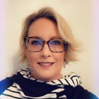 Linda Tegeler's Instagram, Twitter & Facebook