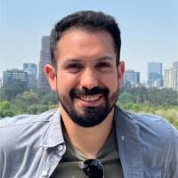 Roberto Armenta's Instagram, Twitter & Facebook