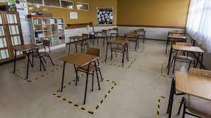 Por favor, vuelve a intentarlo. Clases 23 Colegios De La Rm Solicitaron Volver Y Mas De 50 Escuelas De Todo Chile Ya Regresaron Meganoticias