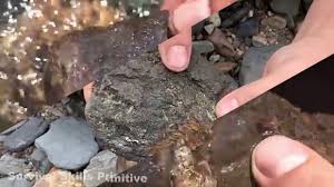 Mencari emas di zona pay streak. Ciri Batu Sungai Yang Mengandung Logam Mulia Emas Youtube