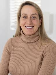 Amy Sutherland's Instagram, Twitter & Facebook