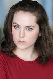 Sarah Roach's Instagram, Twitter & Facebook