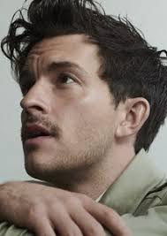 Jonathan Bailey Photo