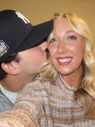 23 never looked so good ❤️🎉🎂 happy birthday @jadebeeker !!!