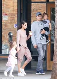 One kid, wyatt isabelle kutcher, 3 years old. Mila Kunis And Ashton Kutcher Make Rare Family Sighting As They Treat Their Children To Breakfast Daily Mail Online