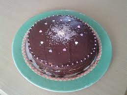 Gateau De Savoie Fourre A La Creme Patissiere Et Glace Au Chocolat Recettes Cooking Recette Glace Au Chocolat Recette Gateau De Savoie Gateau